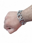 THE SHACKLE BRACELET