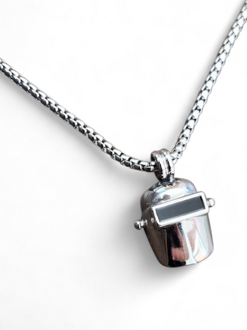 THE WELDER PENDANT SET