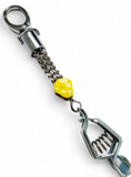 The Yellow Crane Block Glove Clip