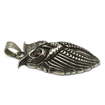 The Owl pendant