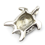 The sea turtle pendant