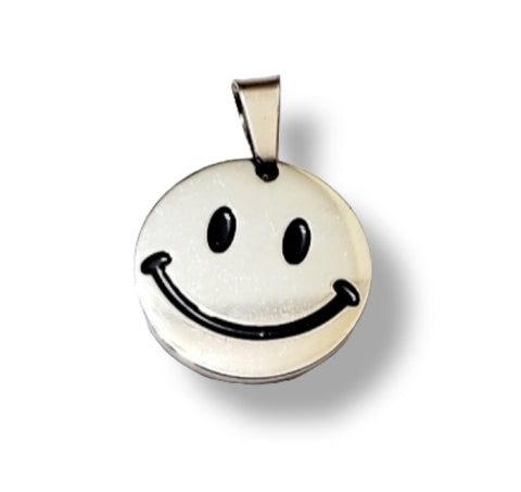 The happy face pendant